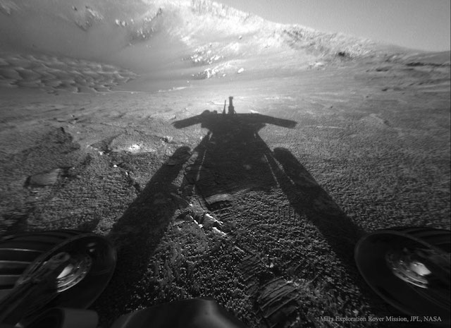 nasa--images-from-space-marsshadow_opportunity_960.jpg