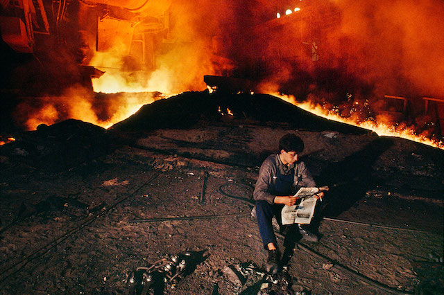 steve-mccurry--reading-is-an-exhibition-with-photos-of-over-forty-years-of-career-Foto-9.jpeg