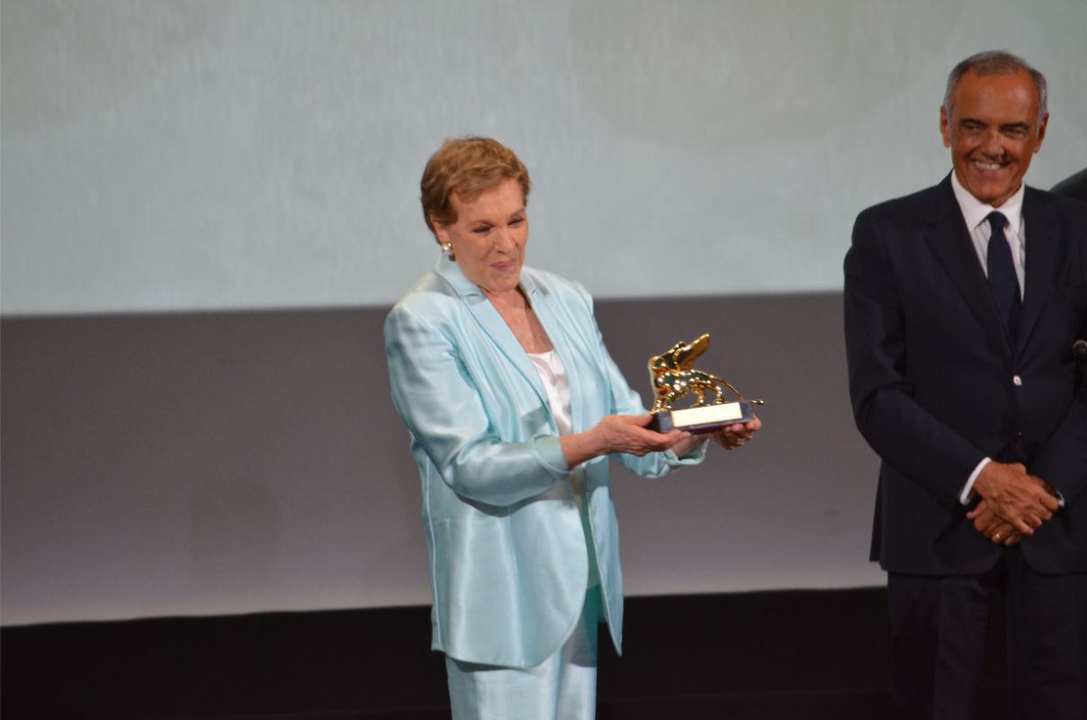 venice-film-festival-2019---award-to-julie-andrews-julies_andrews_(60).jpg