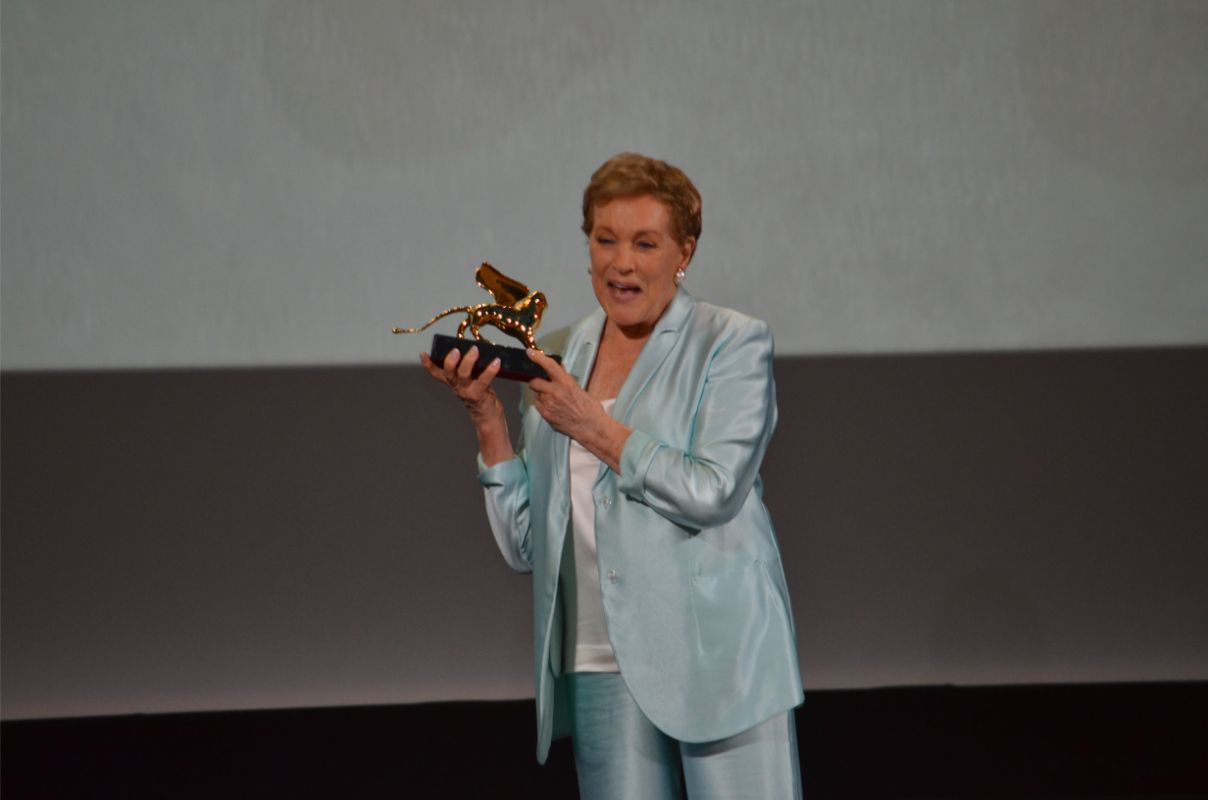 venice-film-festival-2019---award-to-julie-andrews-julies_andrews_(79).jpg