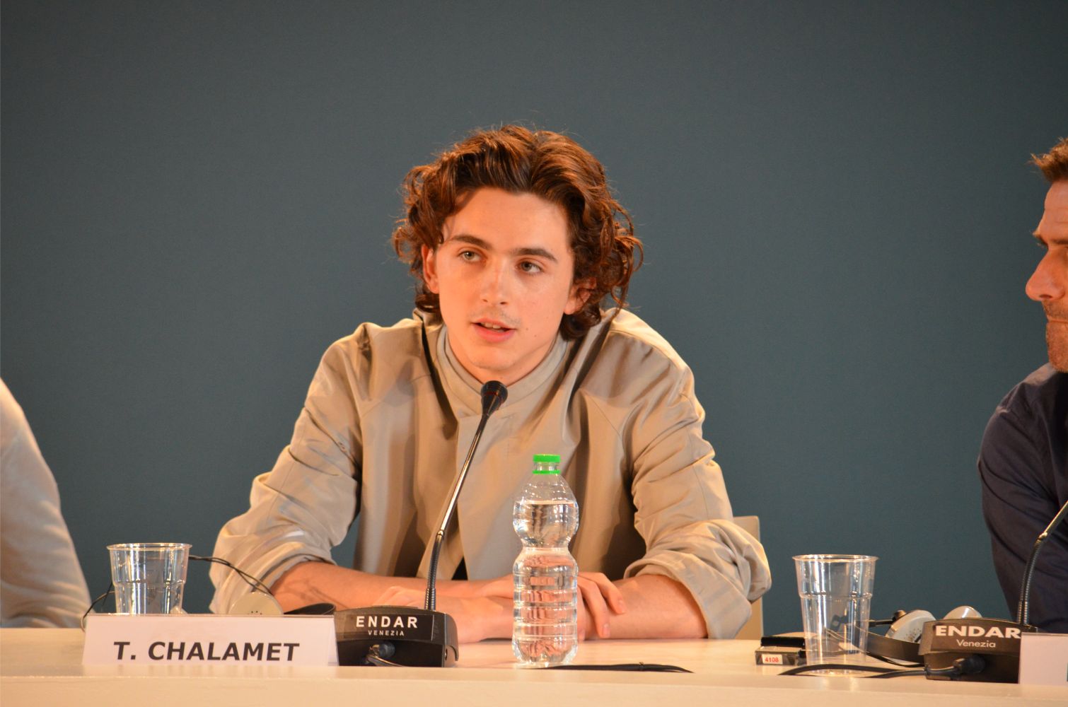 venice-film-festival-2019---movie-the-king-wih--timothée-hal-chalamet-and-robert-pattinson-the_king_(51).jpg