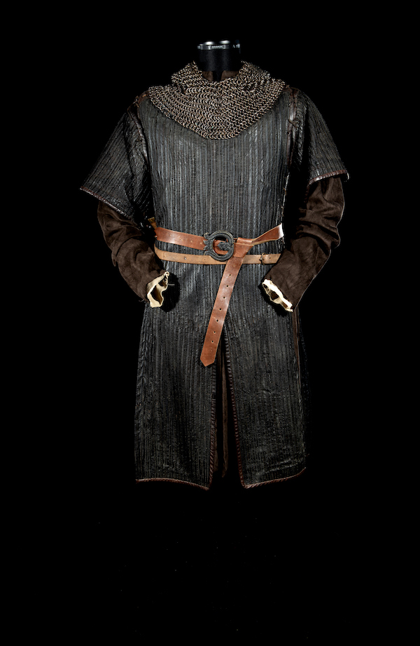 exhibition-cinemaddosso--the-costumes-of-annamode-from-cinecitta-to-hollywood-22_BLACK_29797_003_MarkStrong_RobinHood.jpg