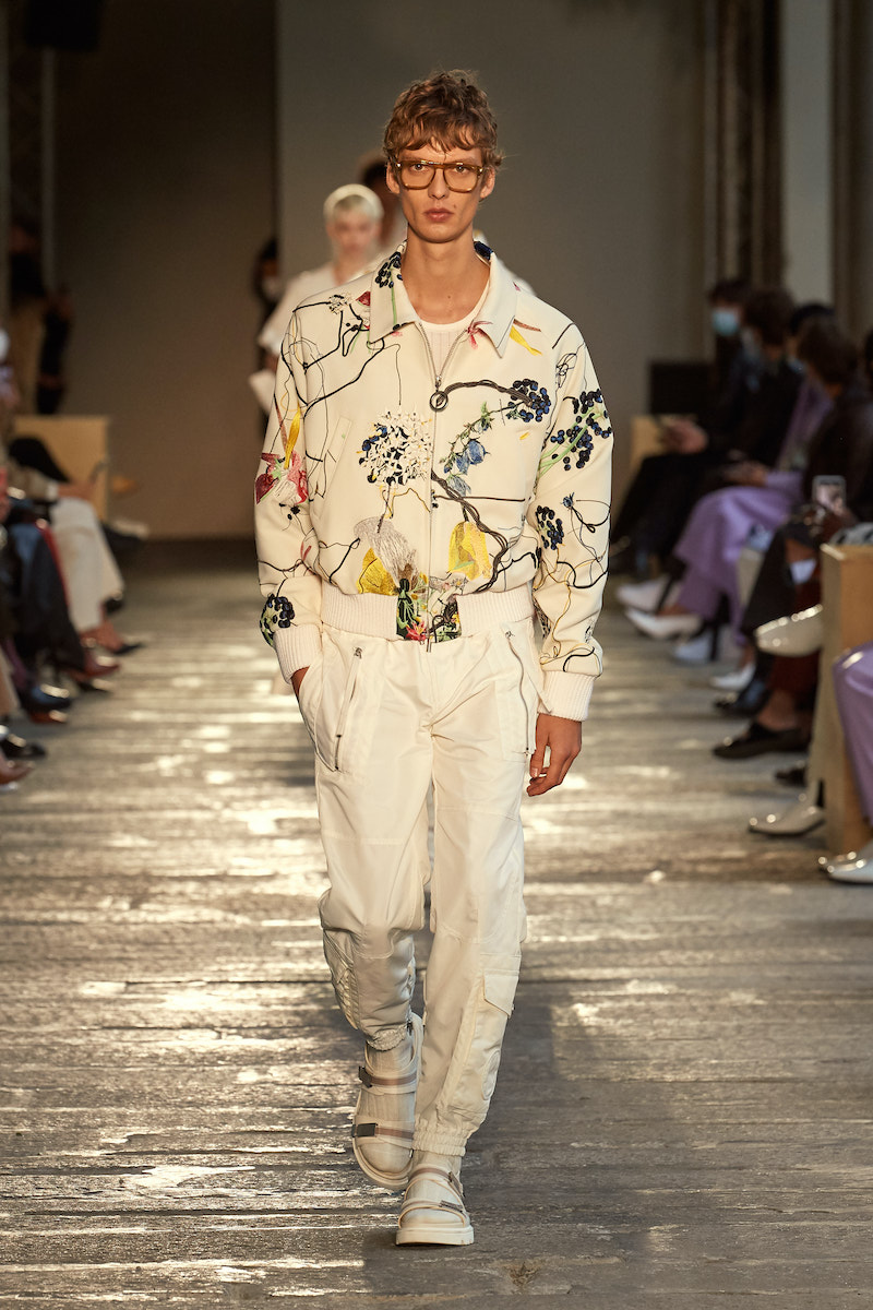 milan-fashion-week--hugo-boss-spring-summer-2021-collection-HBME_110_S21SR_FS_Milan_01_Runway_24_sRGB.jpg