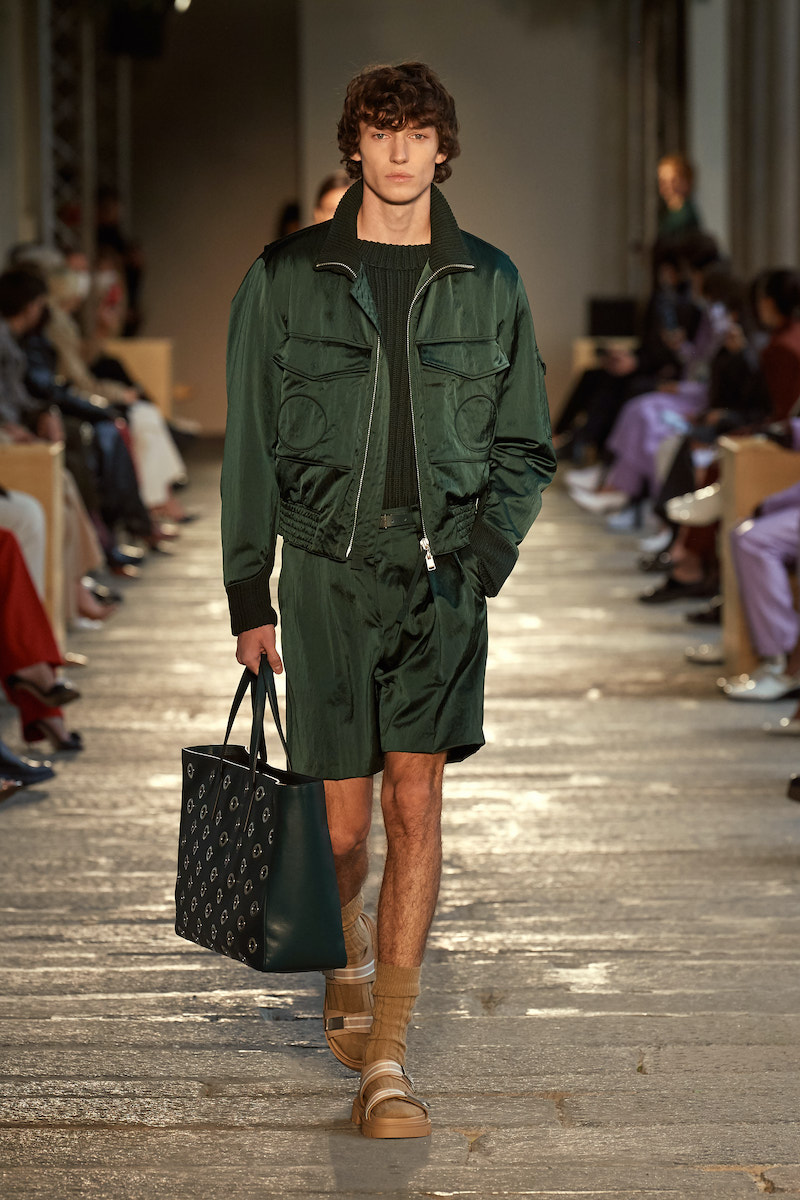 milan-fashion-week--hugo-boss-spring-summer-2021-collection-HBME_110_S21SR_FS_Milan_01_Runway_29_sRGB.jpg