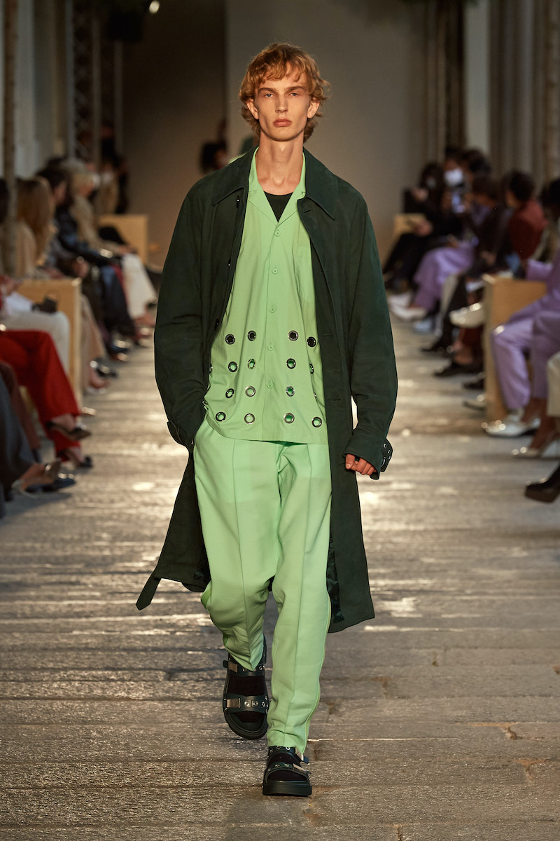 milan-fashion-week--hugo-boss-spring-summer-2021-collection-HBME_110_S21SR_FS_Milan_01_Runway_32_sRGB.jpg