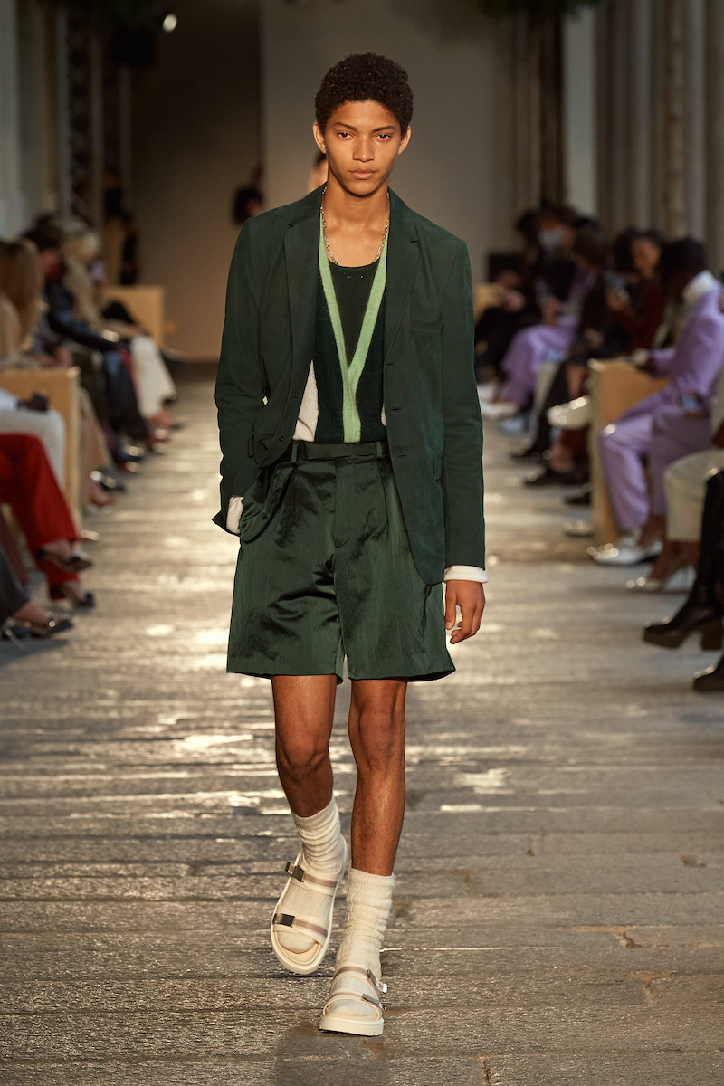 milan-fashion-week--hugo-boss-spring-summer-2021-collection-HBME_110_S21SR_FS_Milan_01_Runway_34_sRGB.jpg