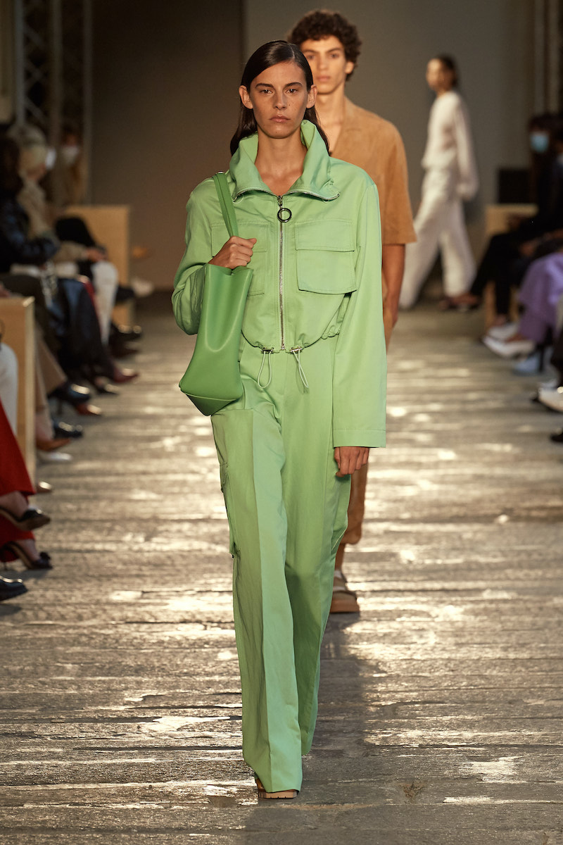 milan-fashion-week--hugo-boss-spring-summer-2021-collection-HBME_110_S21SR_FS_Milan_01_Runway_45_sRGB.jpg