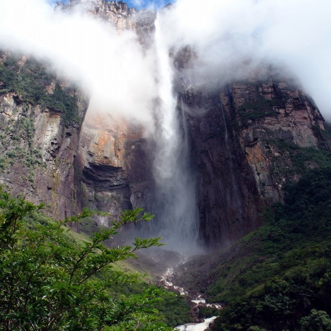 angel-fall---venezuela---images-el_salto_mas_alto_del_mundo-fill-683x683.jpg