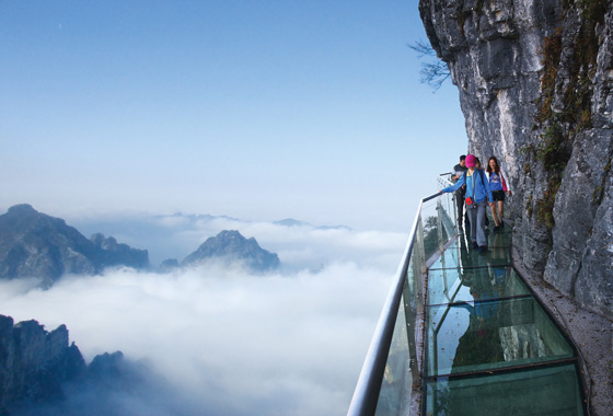 tianmen-mountain---hunan---china---images-Tianmen_Mountain_-_Hunan_-_China_-_images_(9).jpg