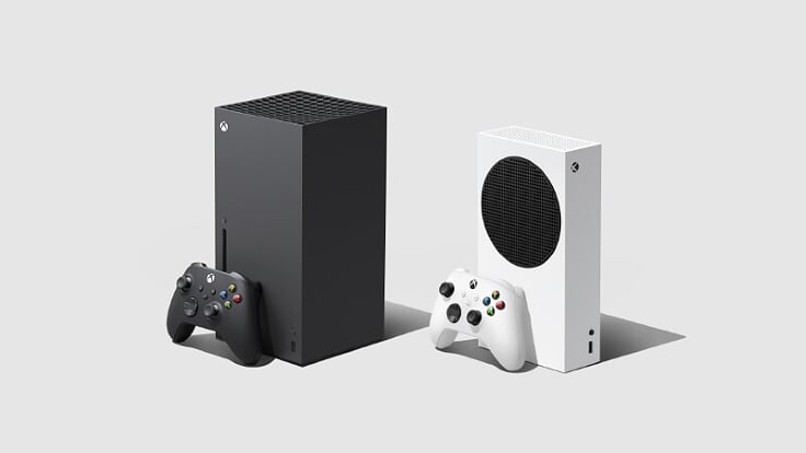 xbox-series-x-series-s---images-Still-Image_Console-Family_1_Angled-View_Consoles-Controllers.jpeg