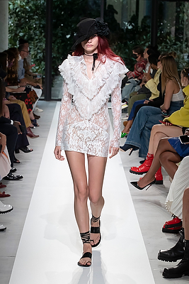 milan-fashion-week--philosophy-di-lorenzo-serafini-spring-summer-2022-collection-milan-fashion-week--philosophy-di-lorenzo-serafini-spring-summer-2022-collection_(27).jpg