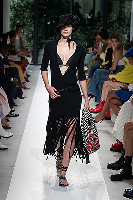 milan-fashion-week--philosophy-di-lorenzo-serafini-spring-summer-2022-collection-milan-fashion-week--philosophy-di-lorenzo-serafini-spring-summer-2022-collection_(28).jpg