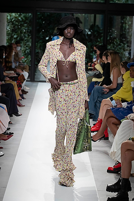 milan-fashion-week--philosophy-di-lorenzo-serafini-spring-summer-2022-collection-milan-fashion-week--philosophy-di-lorenzo-serafini-spring-summer-2022-collection_(47).jpg