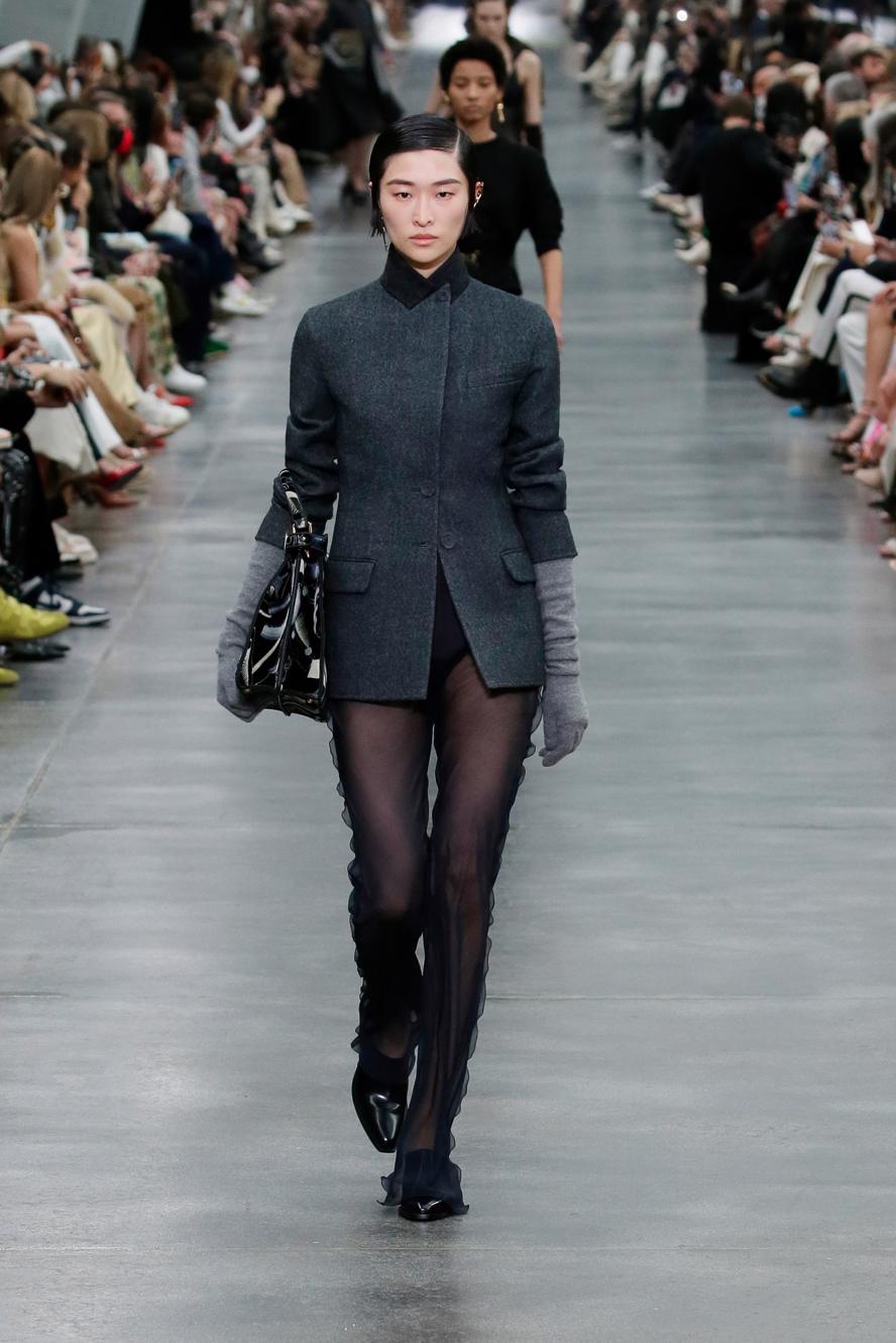 milan-fashion-week--fendi-fall-winter-2023-collection-35_FENDI_WOMEN_FW_22-23.JPG