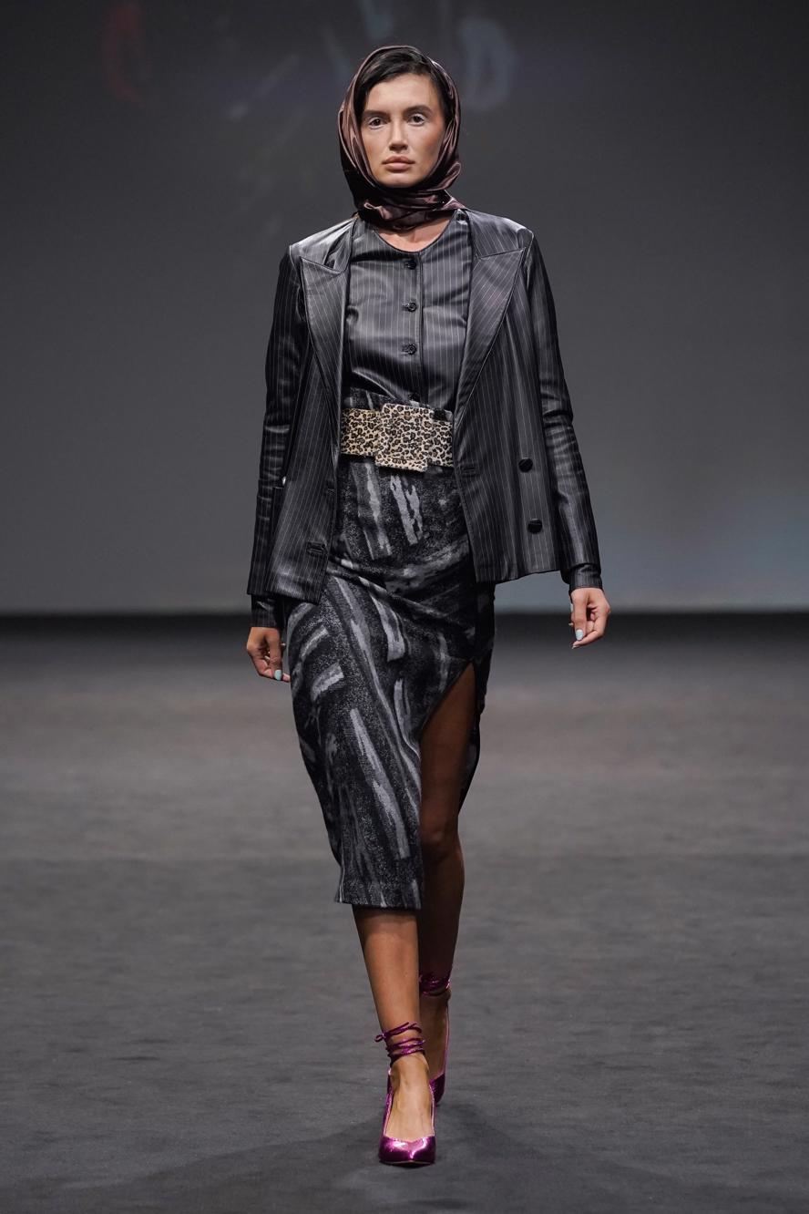 arab-fashion-week-of-dubai---fall-winter-collection-2022-2023---francesca-liberatore-Liberatore_F22_008a.jpg