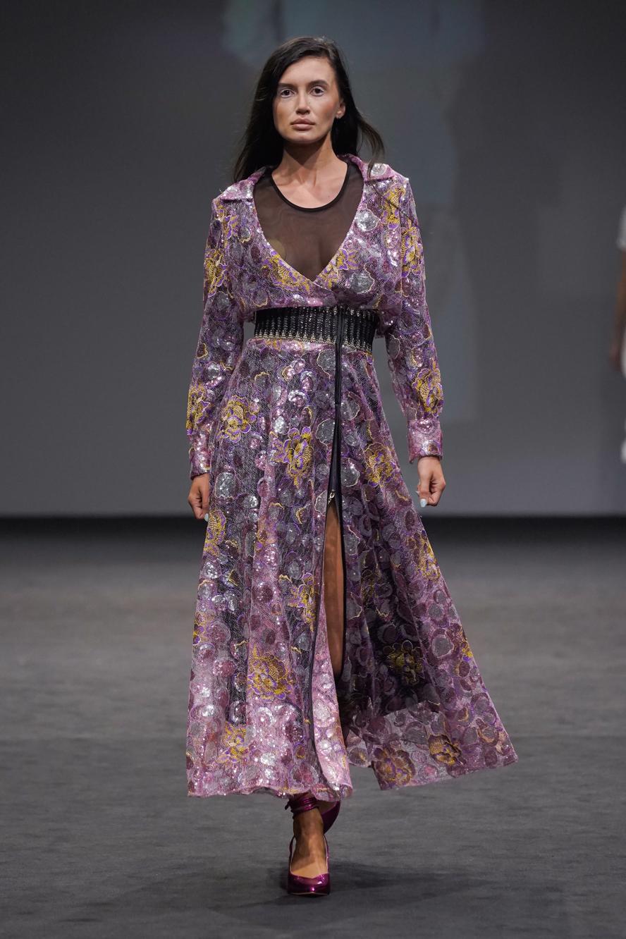 arab-fashion-week-of-dubai---fall-winter-collection-2022-2023---francesca-liberatore-Liberatore_F22_024a.jpg