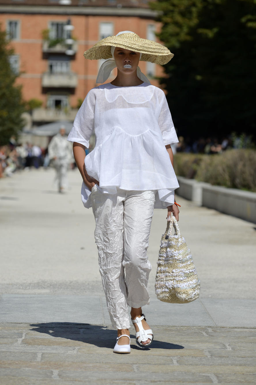 milan-fashion-week--daniela-gregis-spring-summer-2023-collection-18...daniela_gregis...rossella...p_e_2023.jpg