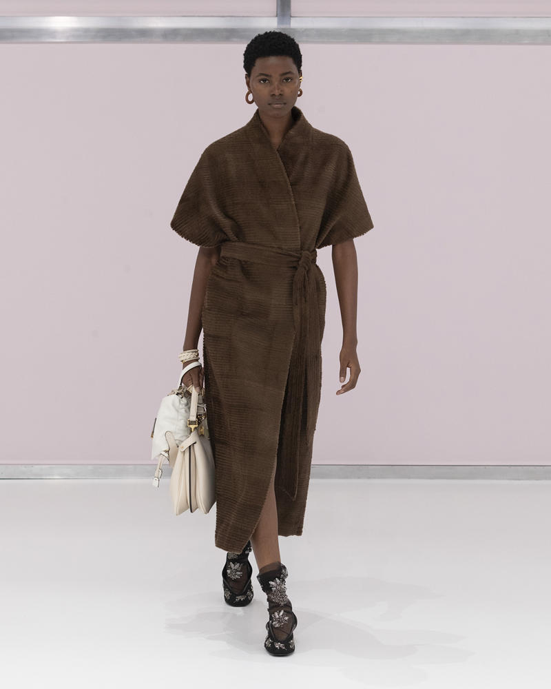 milan-fashion-week--fendi-spring-summer-2025-collection-Fendi_SS25_31.jpg