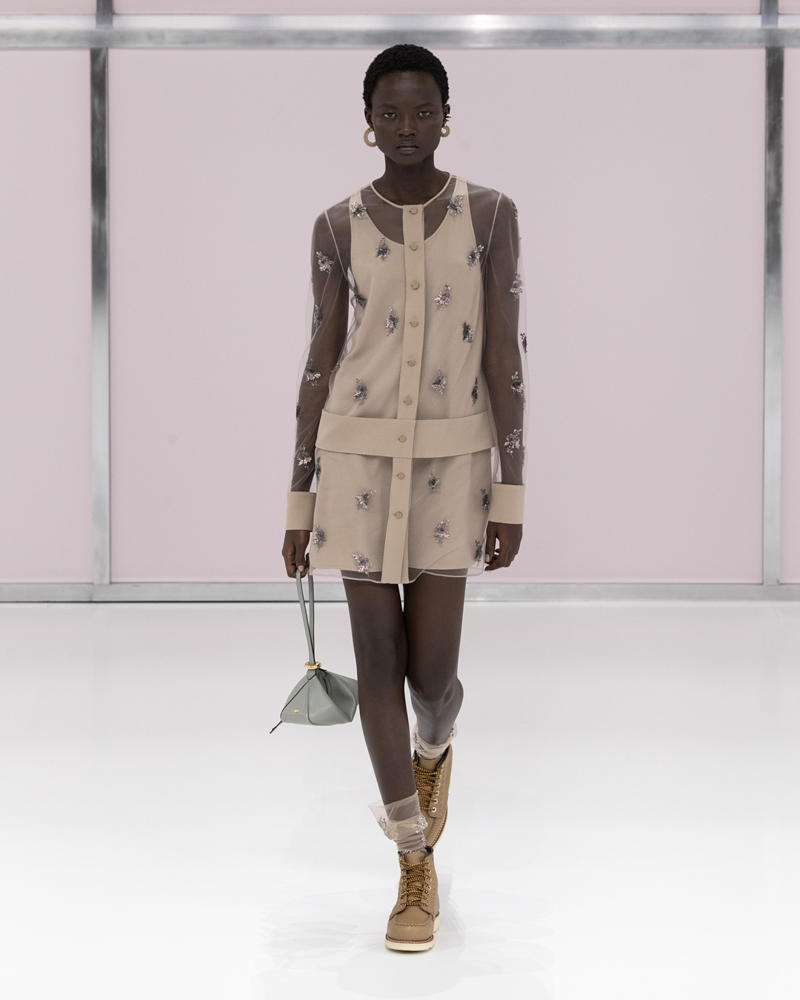 milan-fashion-week--fendi-spring-summer-2025-collection-Fendi_SS25_42.jpg